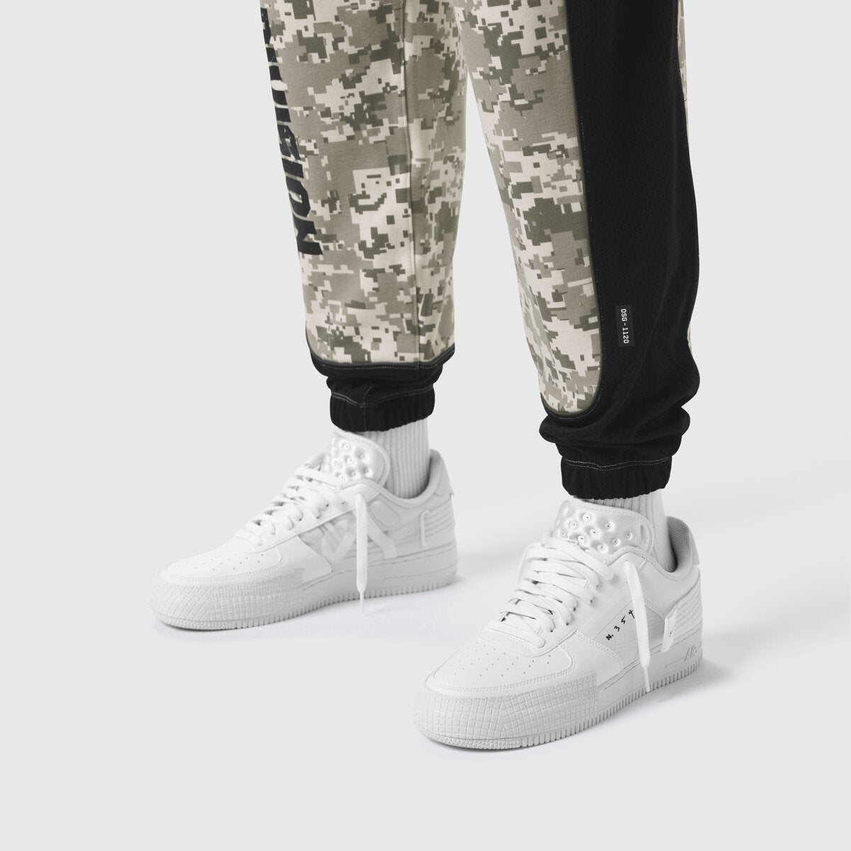 1120. Tech-Terry™ Mesh Panel Sweats - Digital Camo "Blade TD" | ASRV