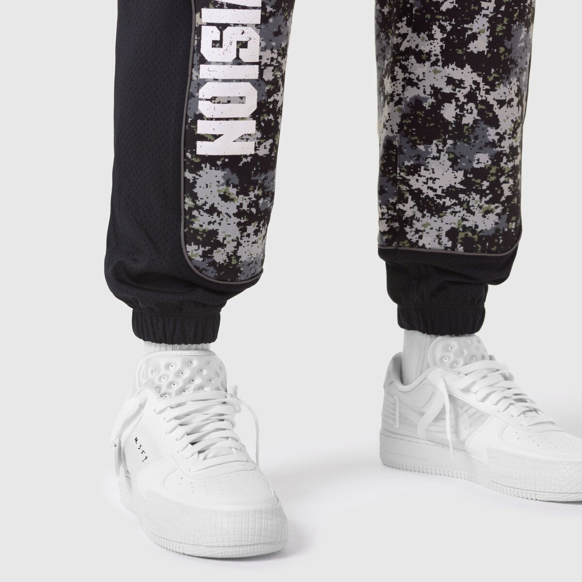 1120. Tech-Terry™ Mesh Panel Sweats - Pixel Camo "Blade TD" | ASRV