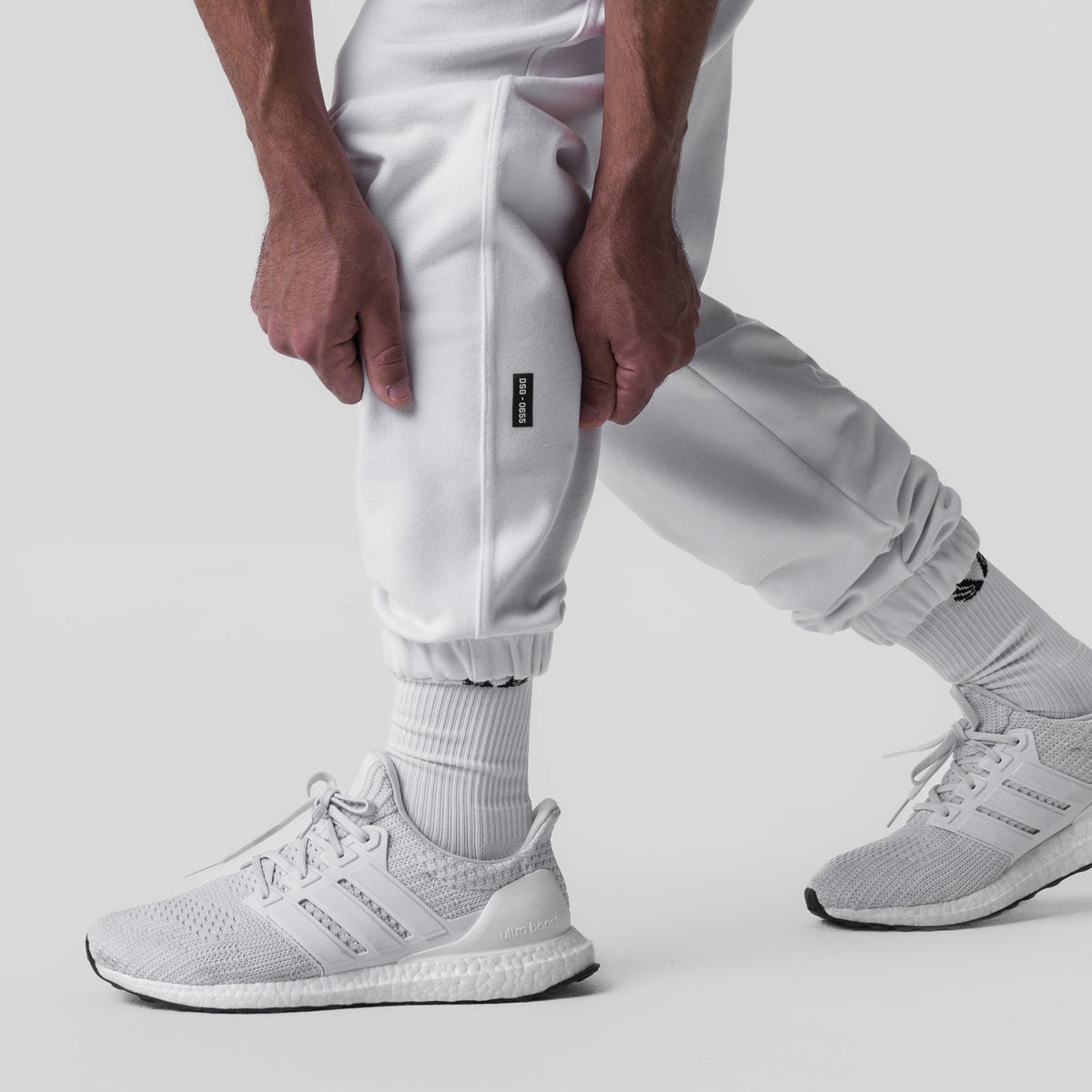 0655. Tech-Terry™ Oversized Sweats - White | ASRV