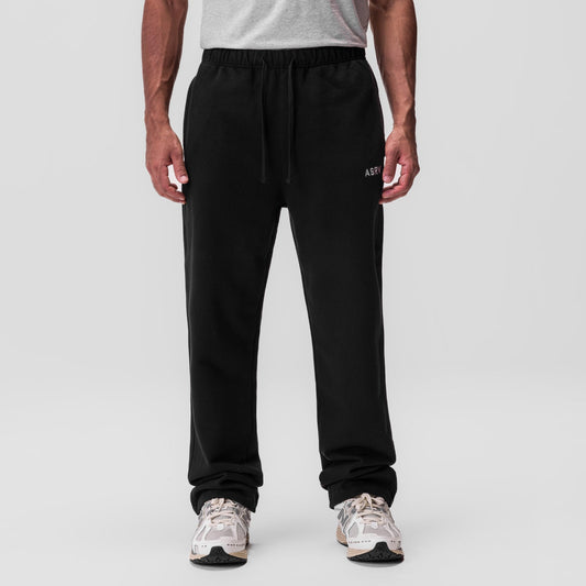 0840. Tech Essentialâ„¢ Straight Leg Sweats - Black | ASRV