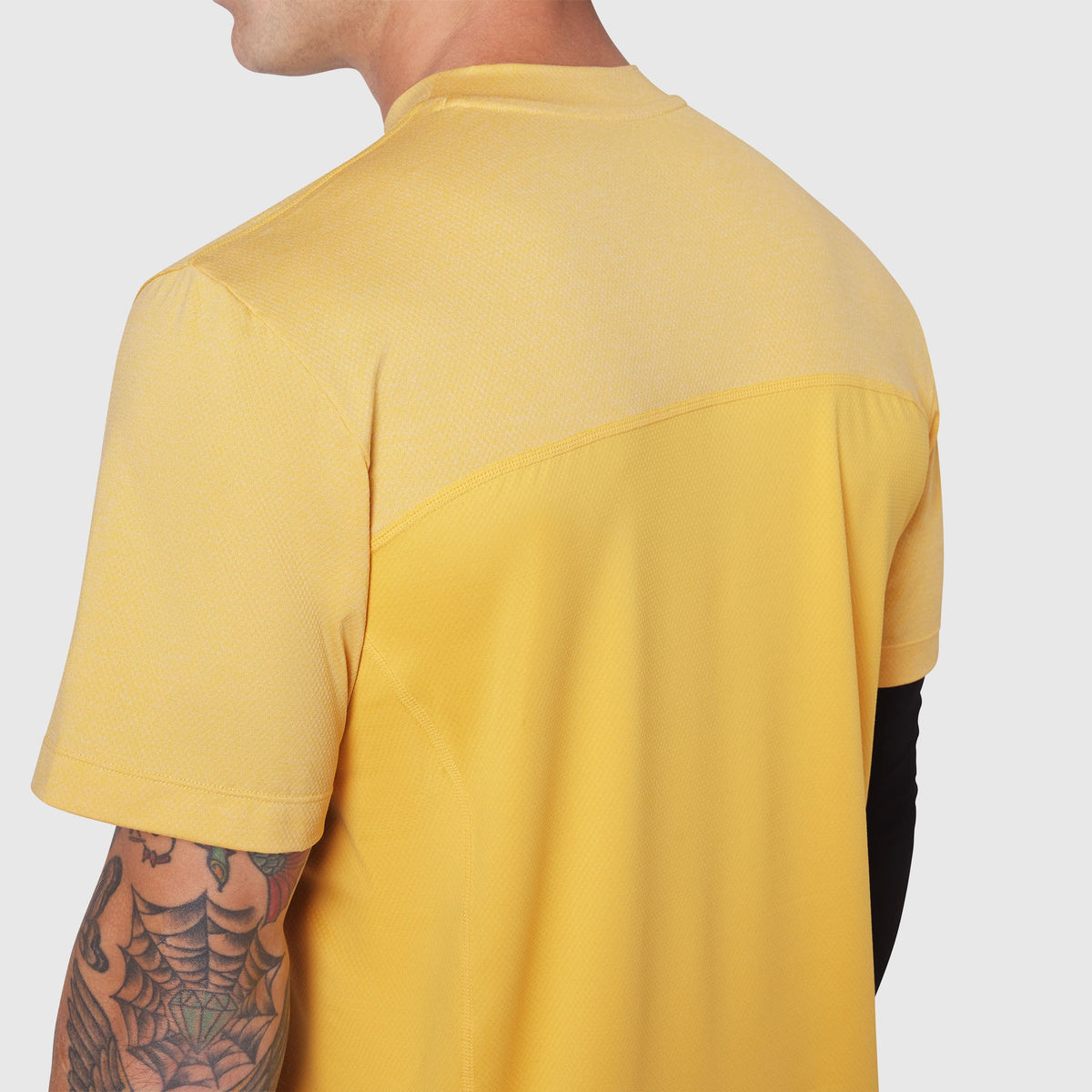 1191. AEROSILVER® UPF50+ Run Tee - Amber | ASRV
