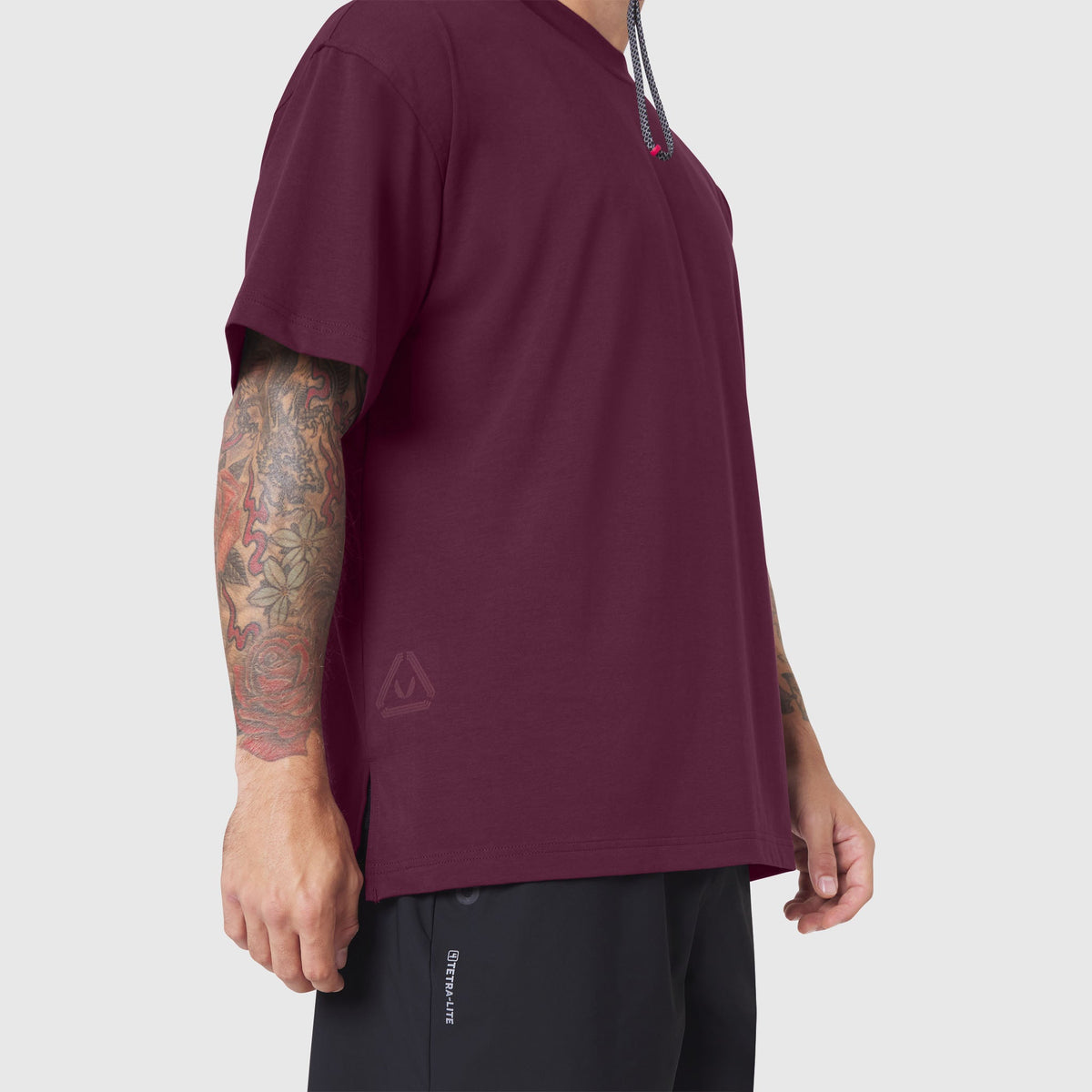 1186. SUPIMA® Ice-Skin™ Reversible Tee - Merlot/Black | ASRV