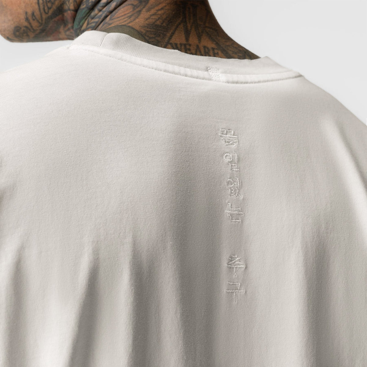 0851. Tech Essential™ Relaxed Long Sleeve - Faded Stone | ASRV