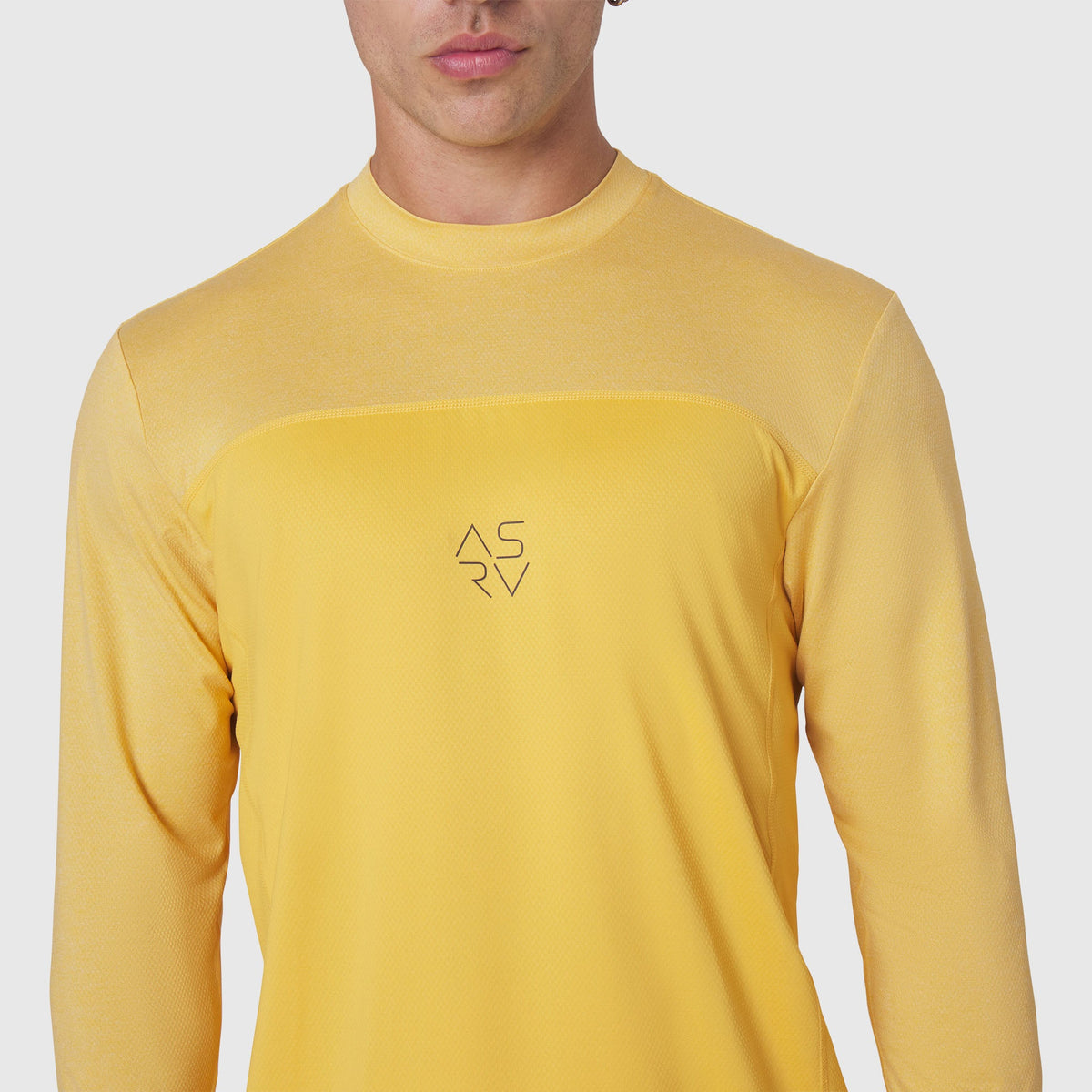 1190. AEROSILVER® UPF50+ Run Long Sleeve - Amber | ASRV