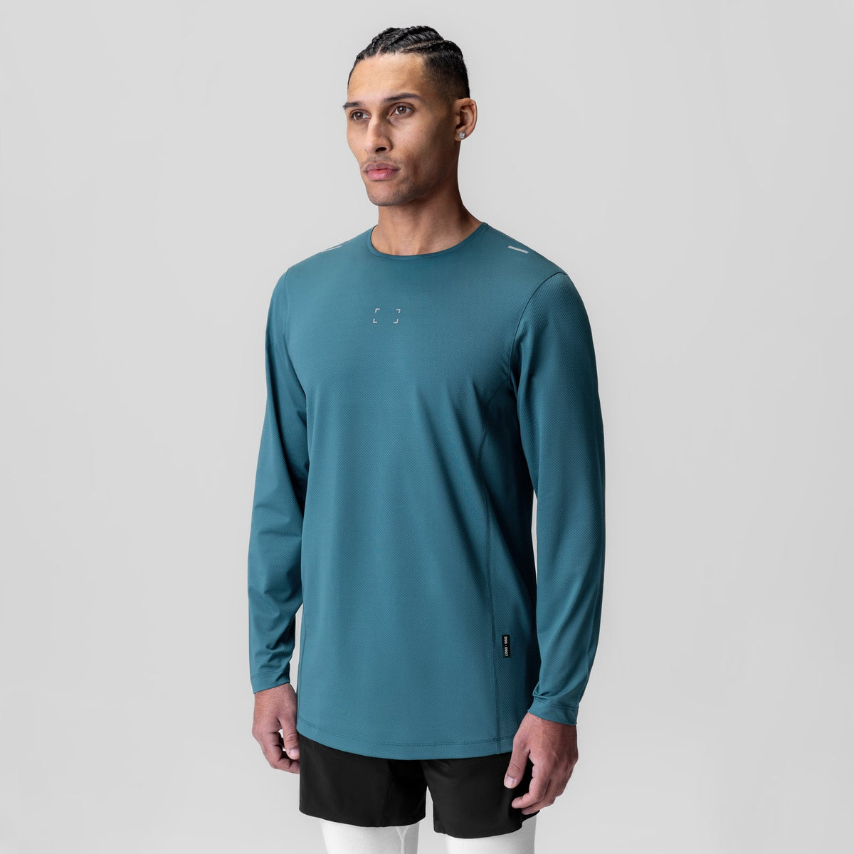 0907. AeroSilver® Training Long Sleeve - Storm "Space Bracket" | ASRV