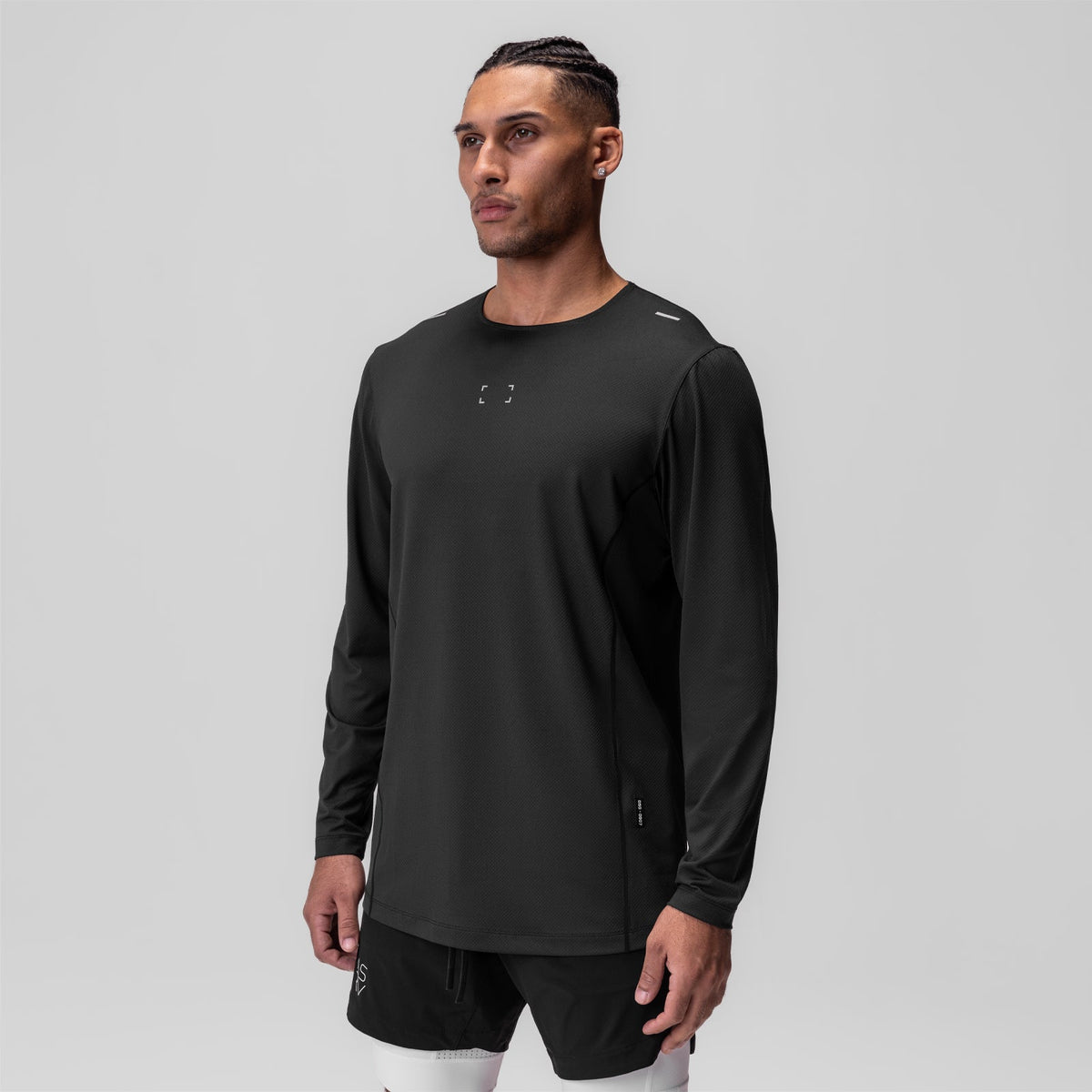 0907. AeroSilver® Training Long Sleeve - Black "Space Bracket" | ASRV