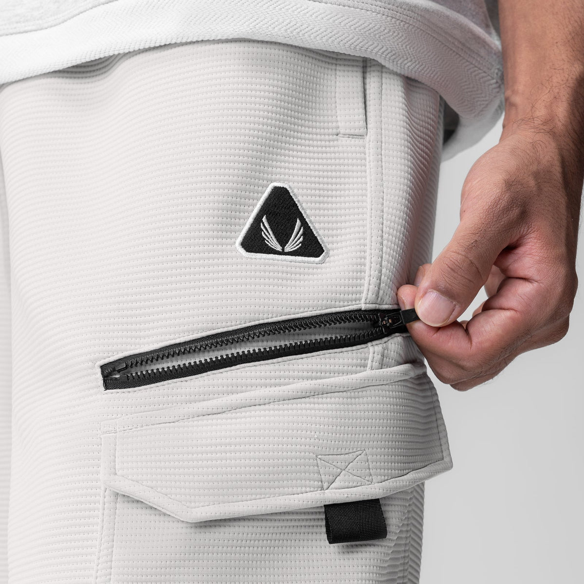 1033. Deltapeak® Cargo Cinch Jogger - Light Grey | ASRV