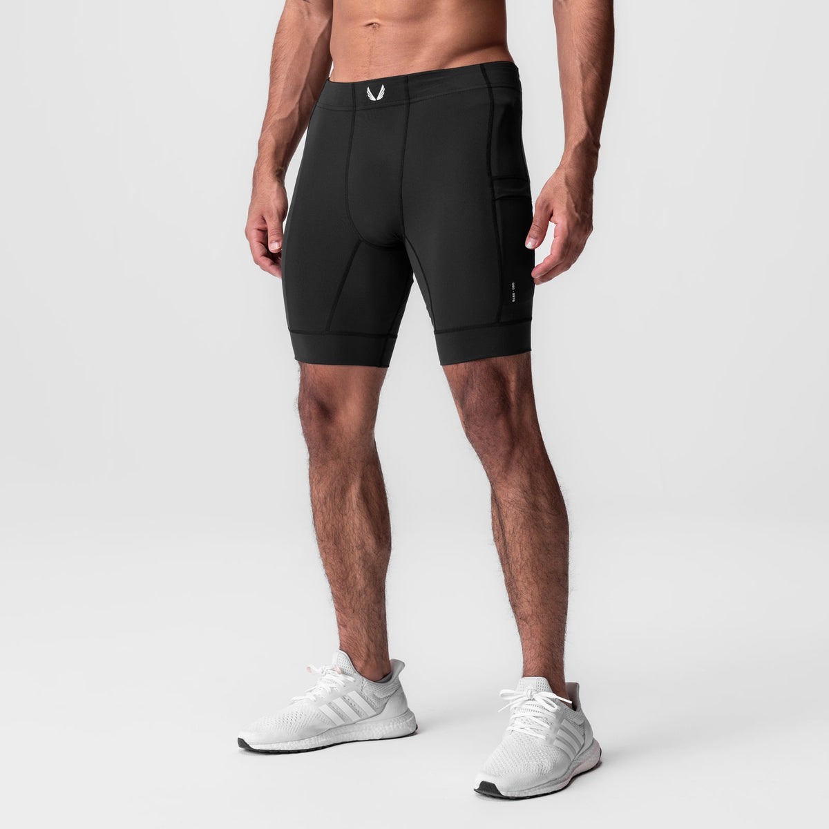 0976. WarpFlexx-Lite® 1/2-Length Legging - Black | ASRV