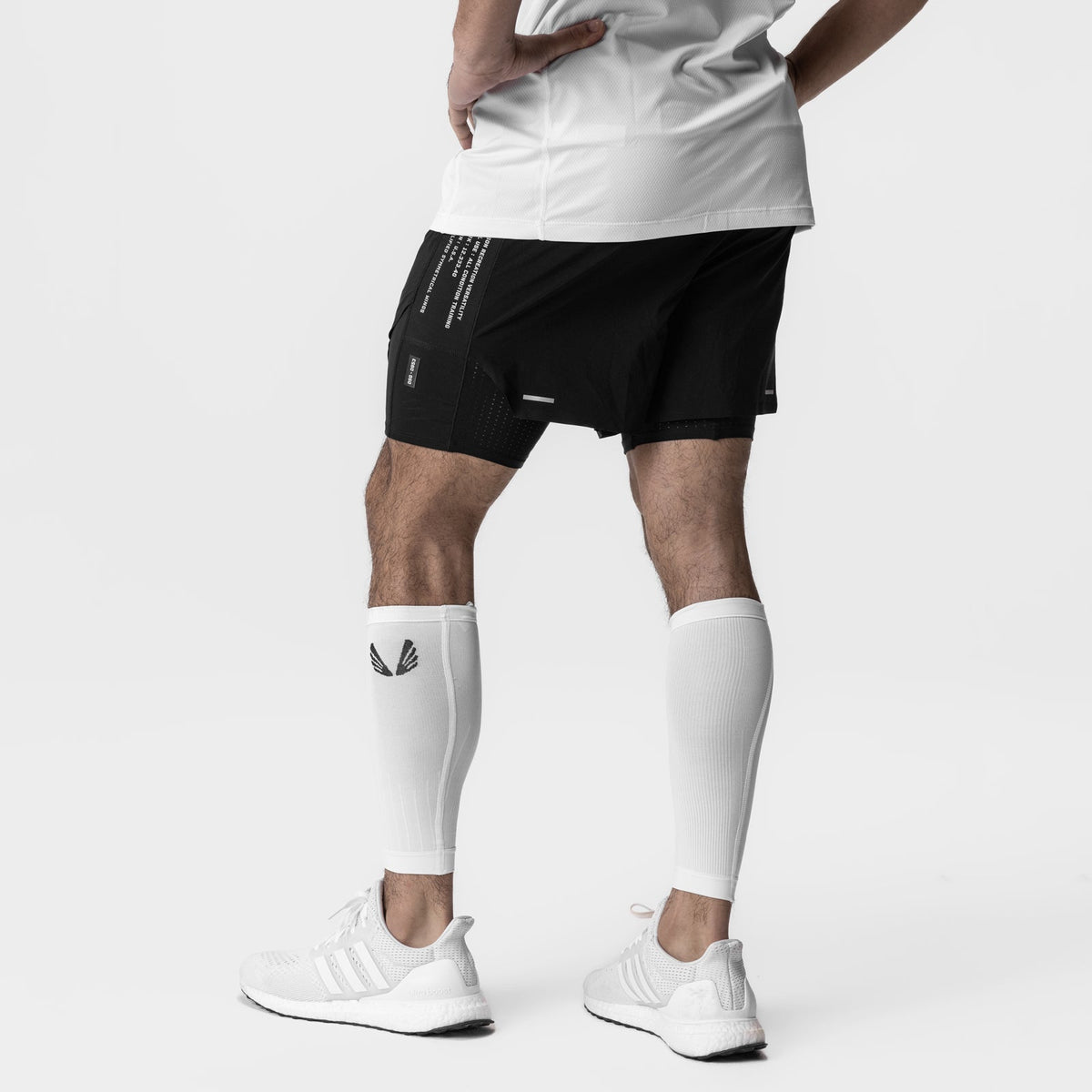 0941. Body-Mapped Calf Sleeve - White | ASRV