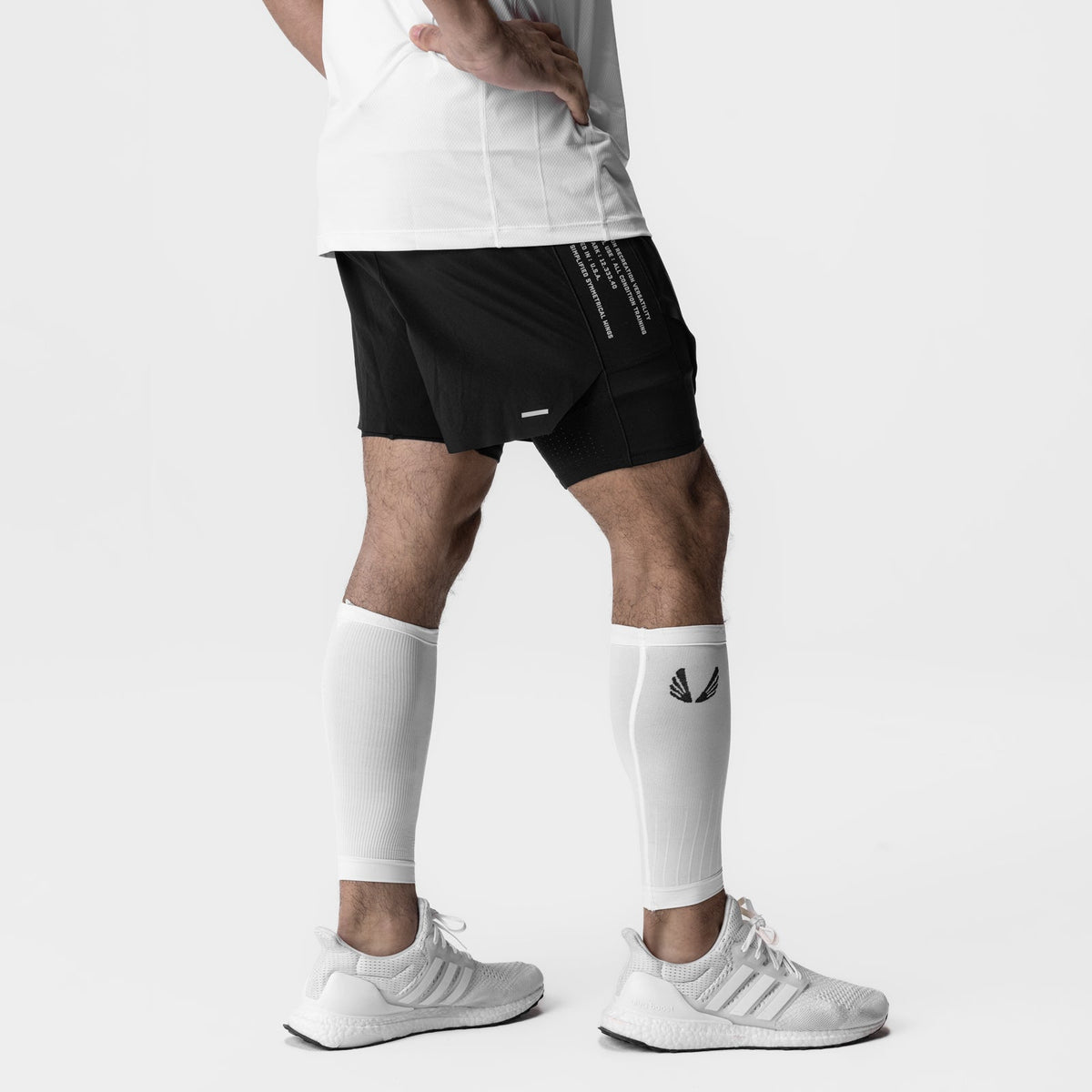 0941. Body-Mapped Calf Sleeve - White | ASRV
