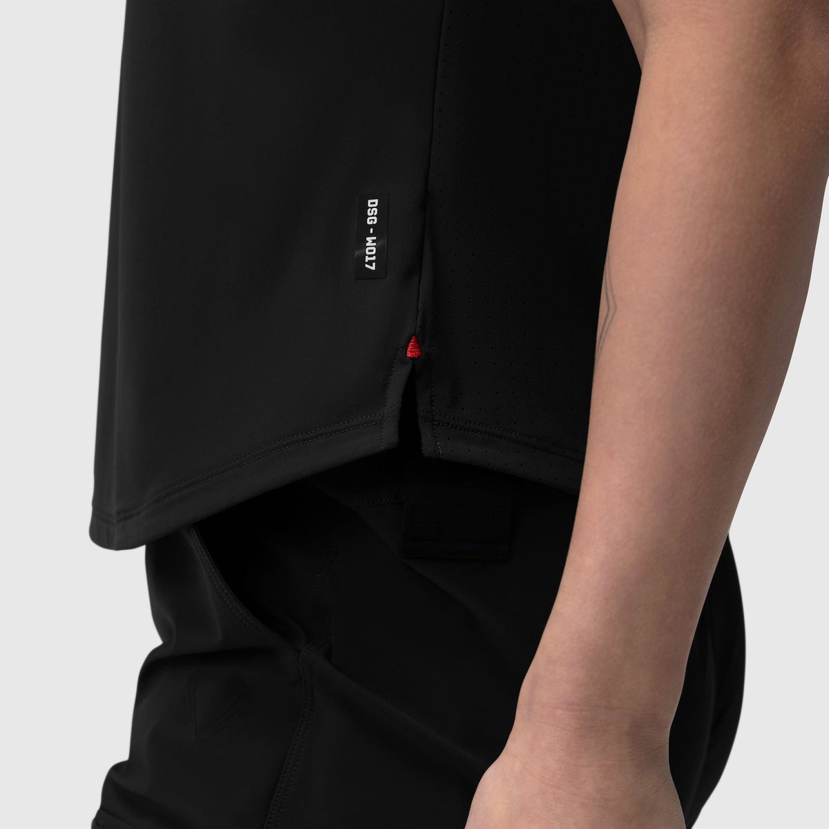 W017. Laser-Vent™ Established Tee - Black | ASRV