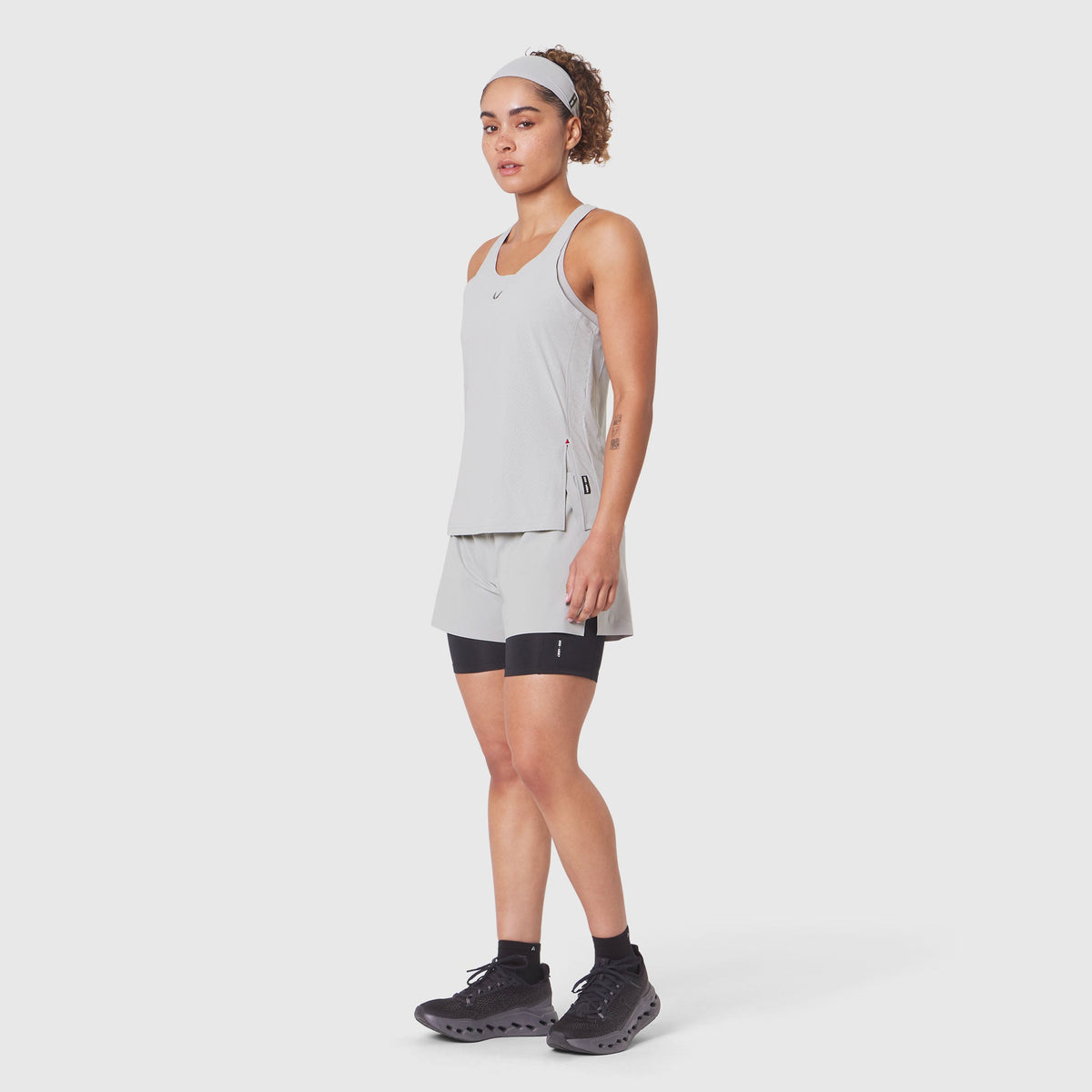 W084. Aerotex™ Perforated Run Tank - Slate Grey | ASRV