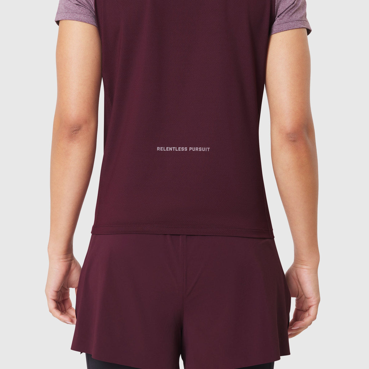 W086. AEROSILVER® UPF50+ Run Tee - Merlot | ASRV