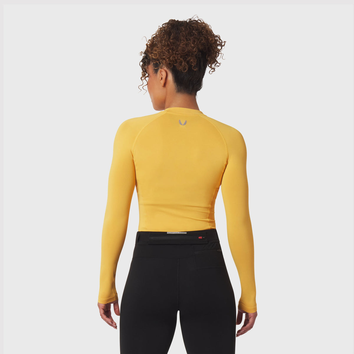 W058. LYCRA® ADAPTIV Baselayer Longsleeve - Amber | ASRV
