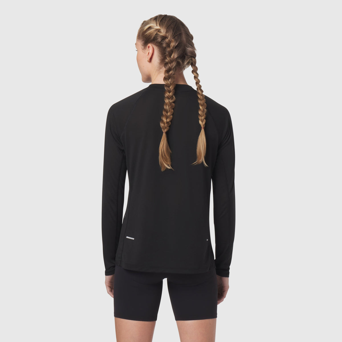 W052. Polartec® Delta Longsleeve - Black | ASRV
