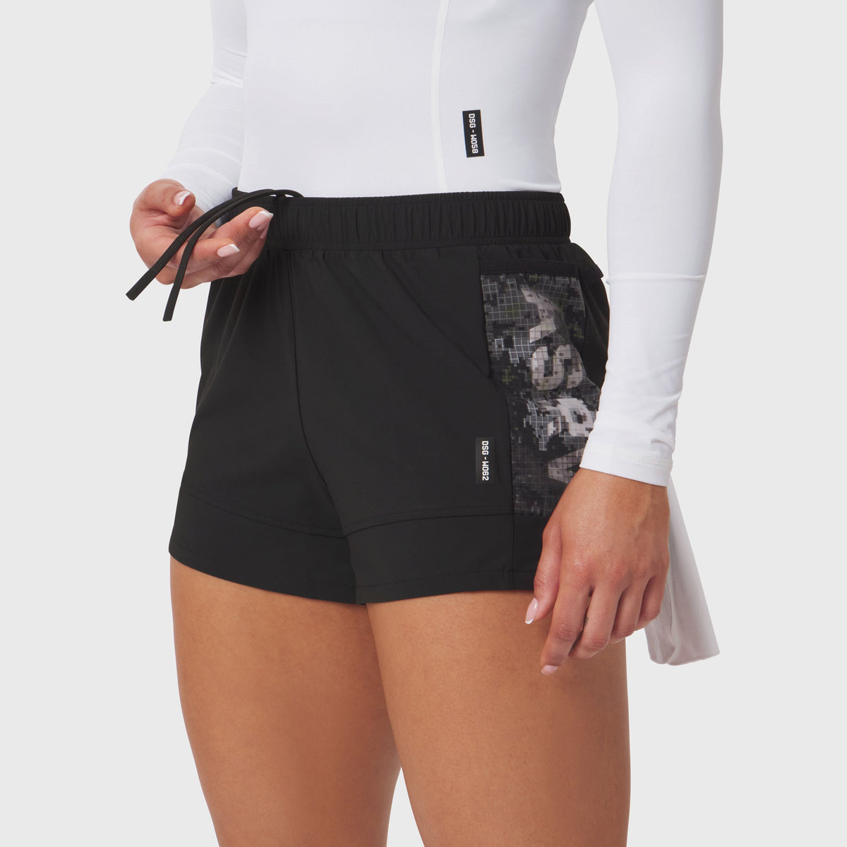 W062. Tetra-Lite® Adventure Short - Black | ASRV