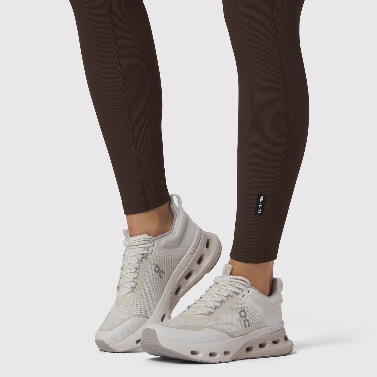 W071. LYCRA® Ribbed Legging - Dark Earth | ASRV