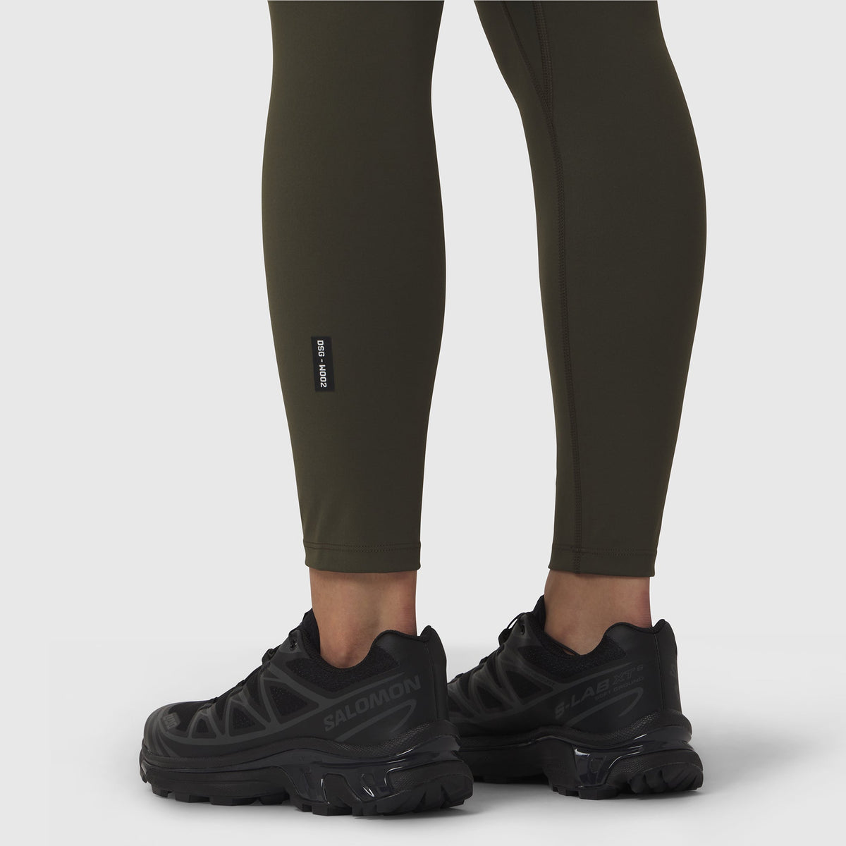 W002. LYCRA® ADAPTIV Legging - Olive | ASRV