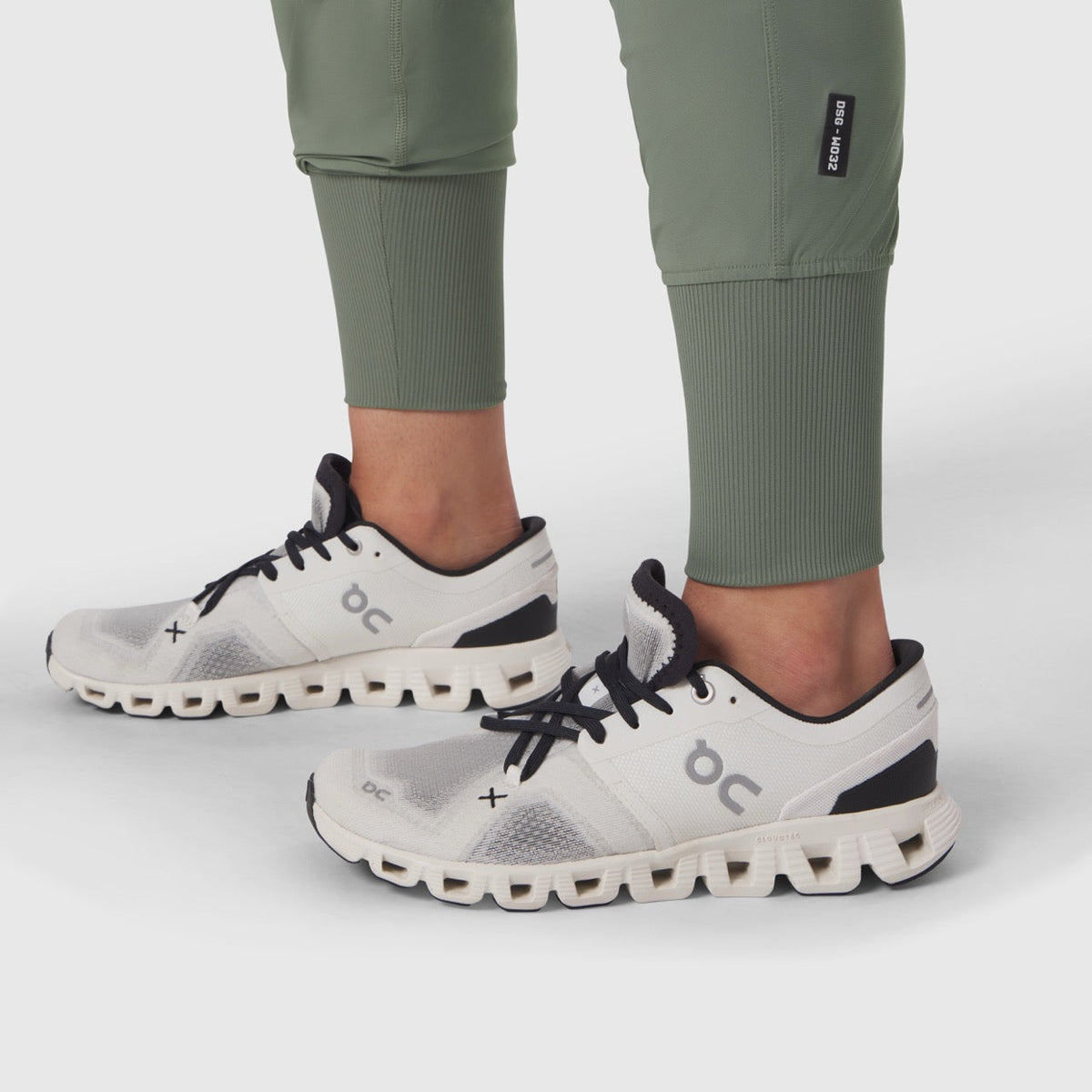 W032. Tetra-Lite® Cargo High Rib Jogger - Sage | ASRV