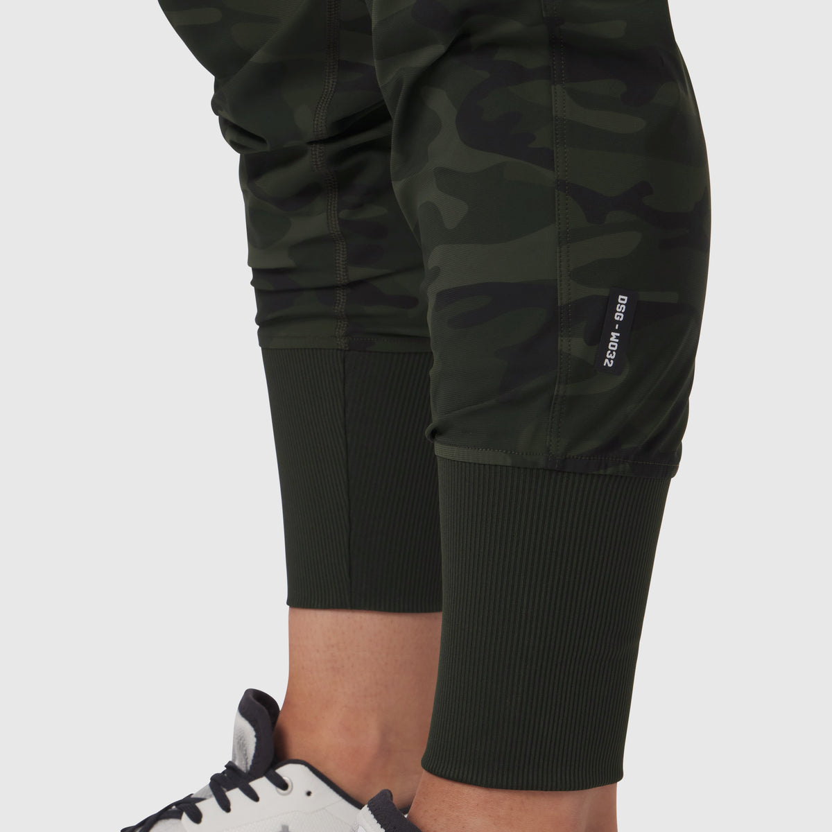 W032. Tetra-Lite® Cargo High Rib Jogger - Dark Camo | ASRV