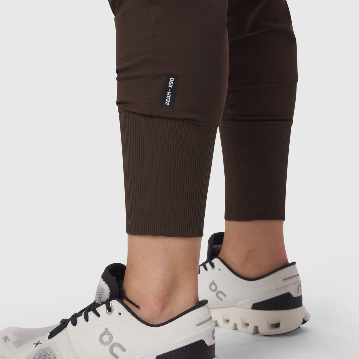 W032. Tetra-Lite® Cargo High Rib Jogger - Dark Earth | ASRV
