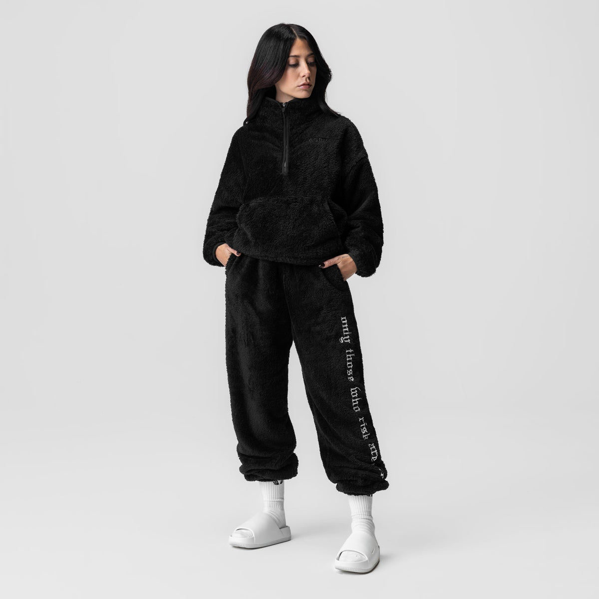 1008. Womens Sherpa Recovery Sweats - Black/White | ASRV
