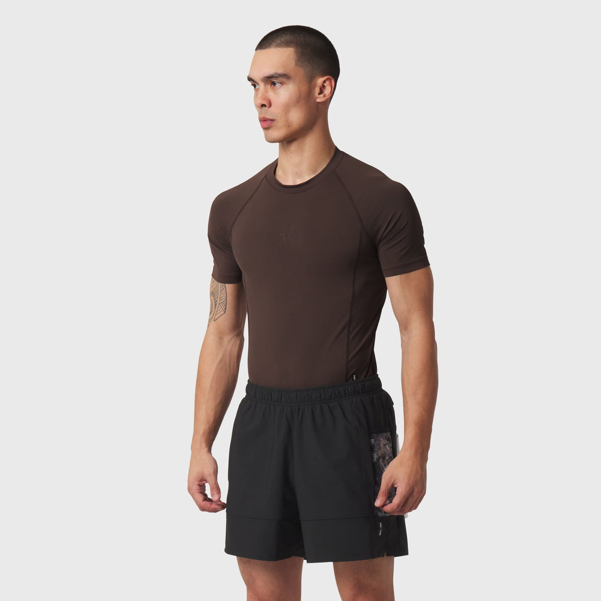 1164. LYCRA® ADAPTIV Baselayer Shortsleeve - Dark Earth | ASRV