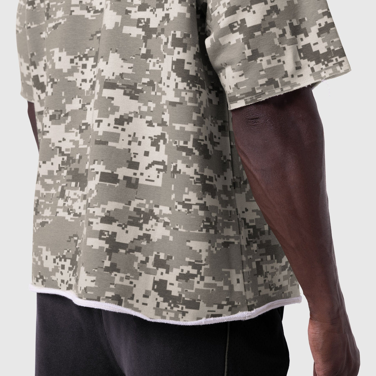 1114. Vintage Raw Hem Pump Cover - Digital Camo | ASRV