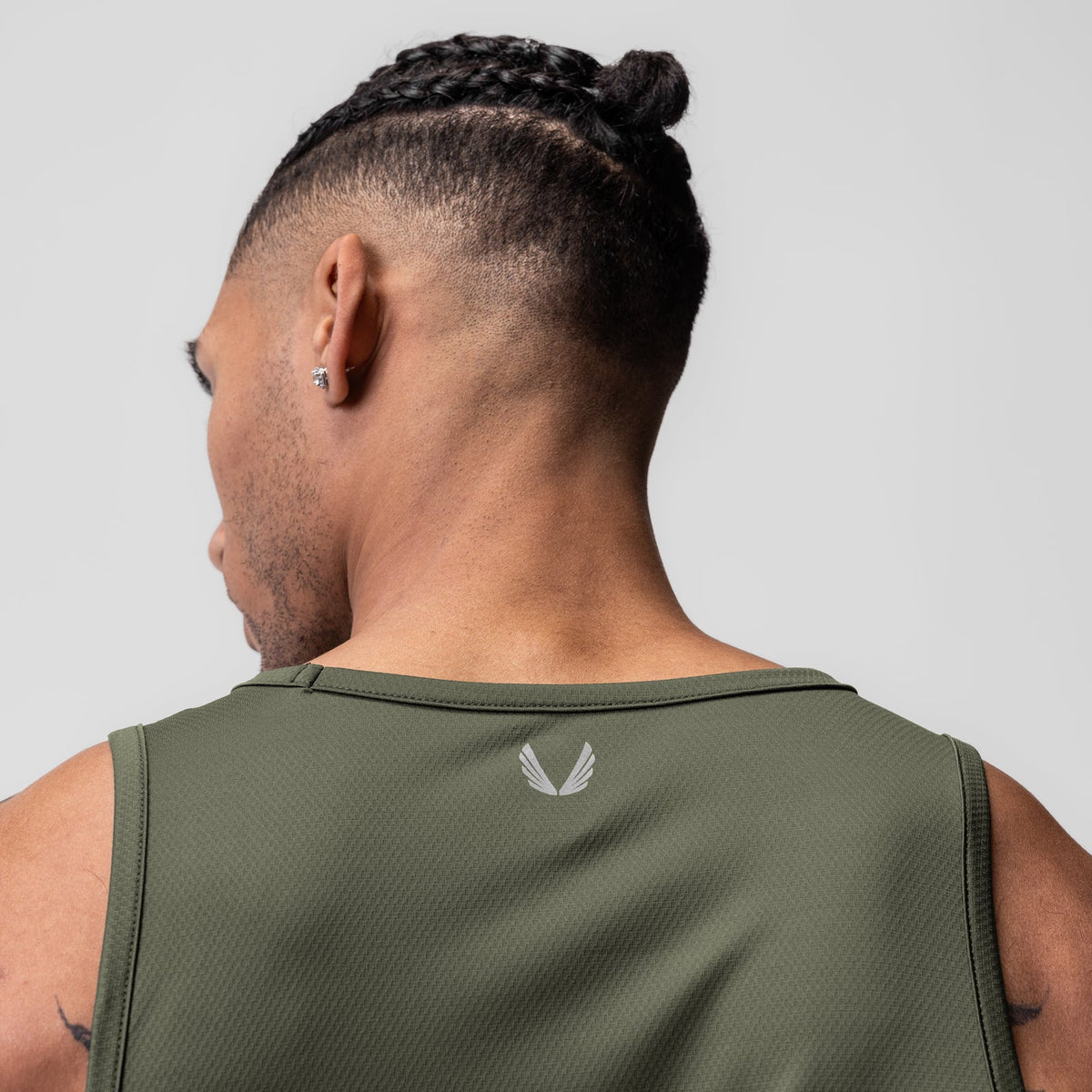 0830. AeroSilver® Tank Top - Olive | ASRV