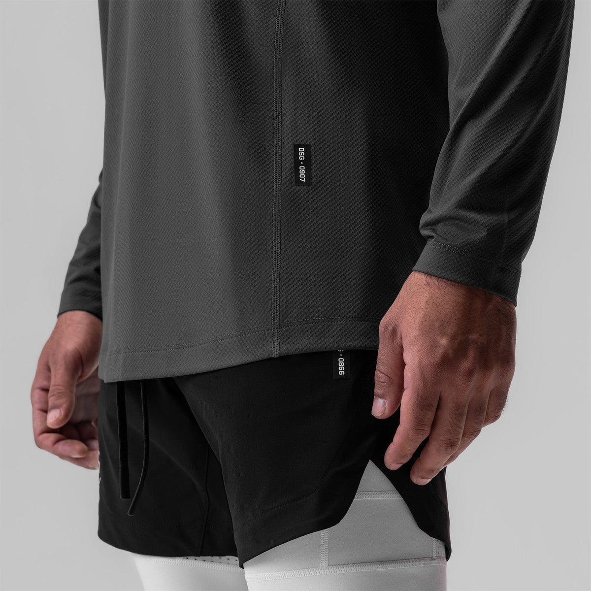 0907. AeroSilver® Training Long Sleeve - Space Grey "Space Bracket" | ASRV
