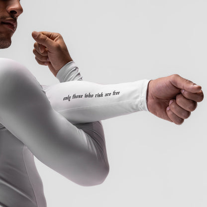 White,XS