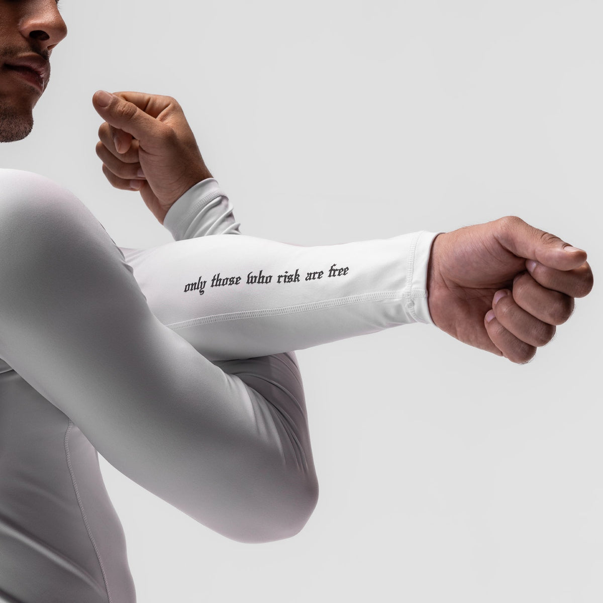 0908. WarpFlexx® Compression Mock Neck Long Sleeve - White "Space Brac | ASRV