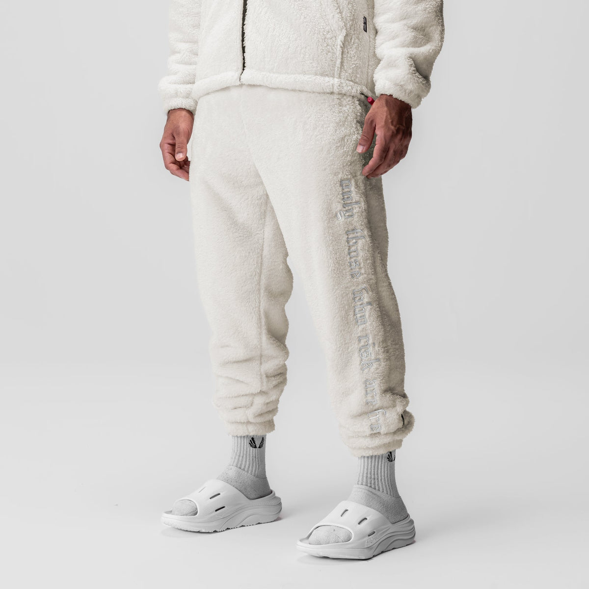 0692. Sherpa Recovery Sweats - Ivory Cream/White | ASRV