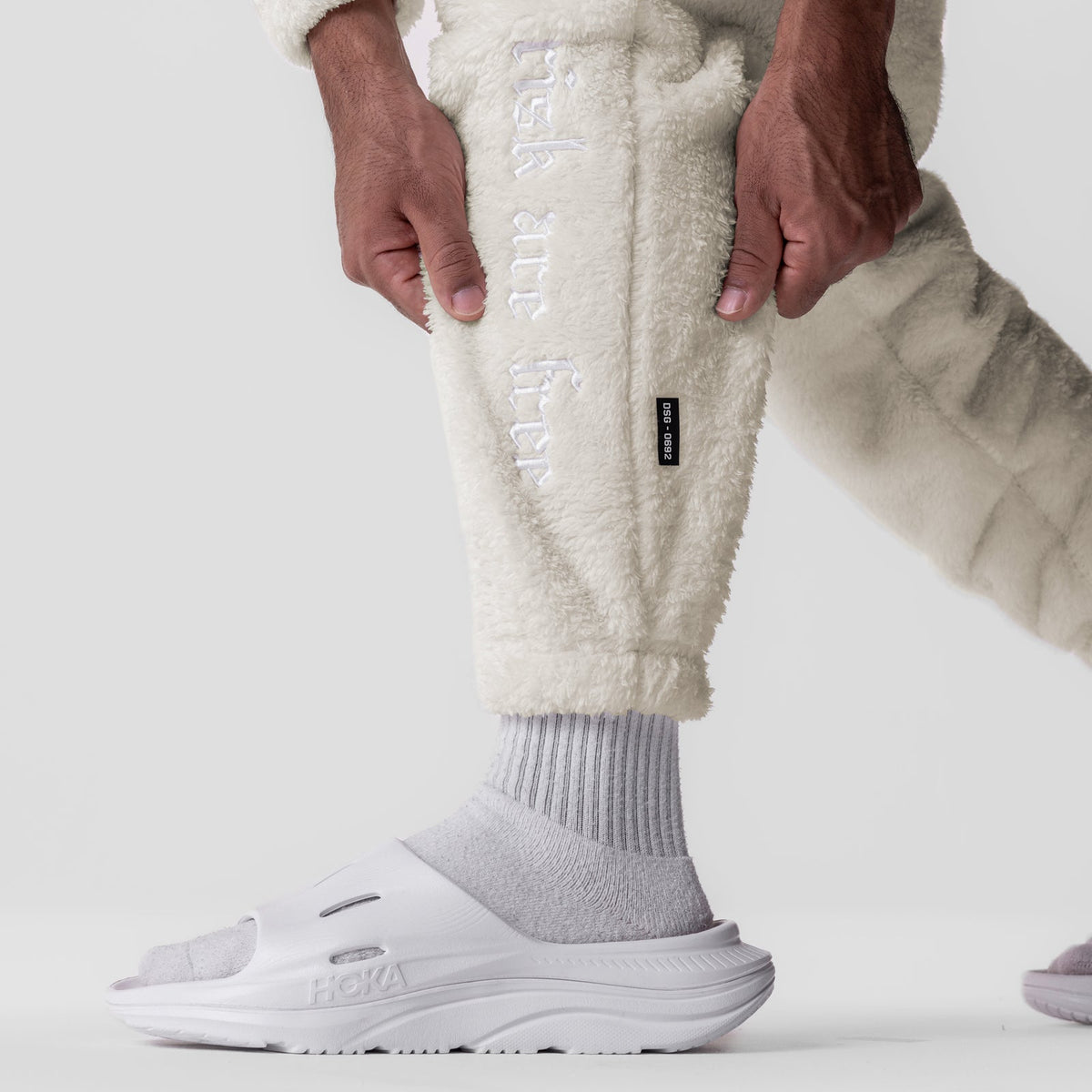0692. Sherpa Recovery Sweats - Ivory Cream/White | ASRV