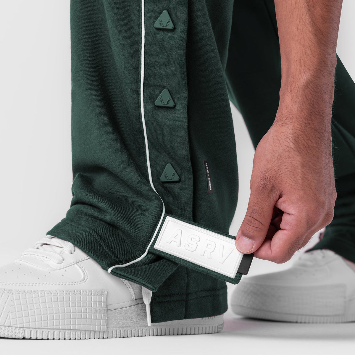 0998. Herringbone Terry Snap Button Sweats - Forest Green | ASRV