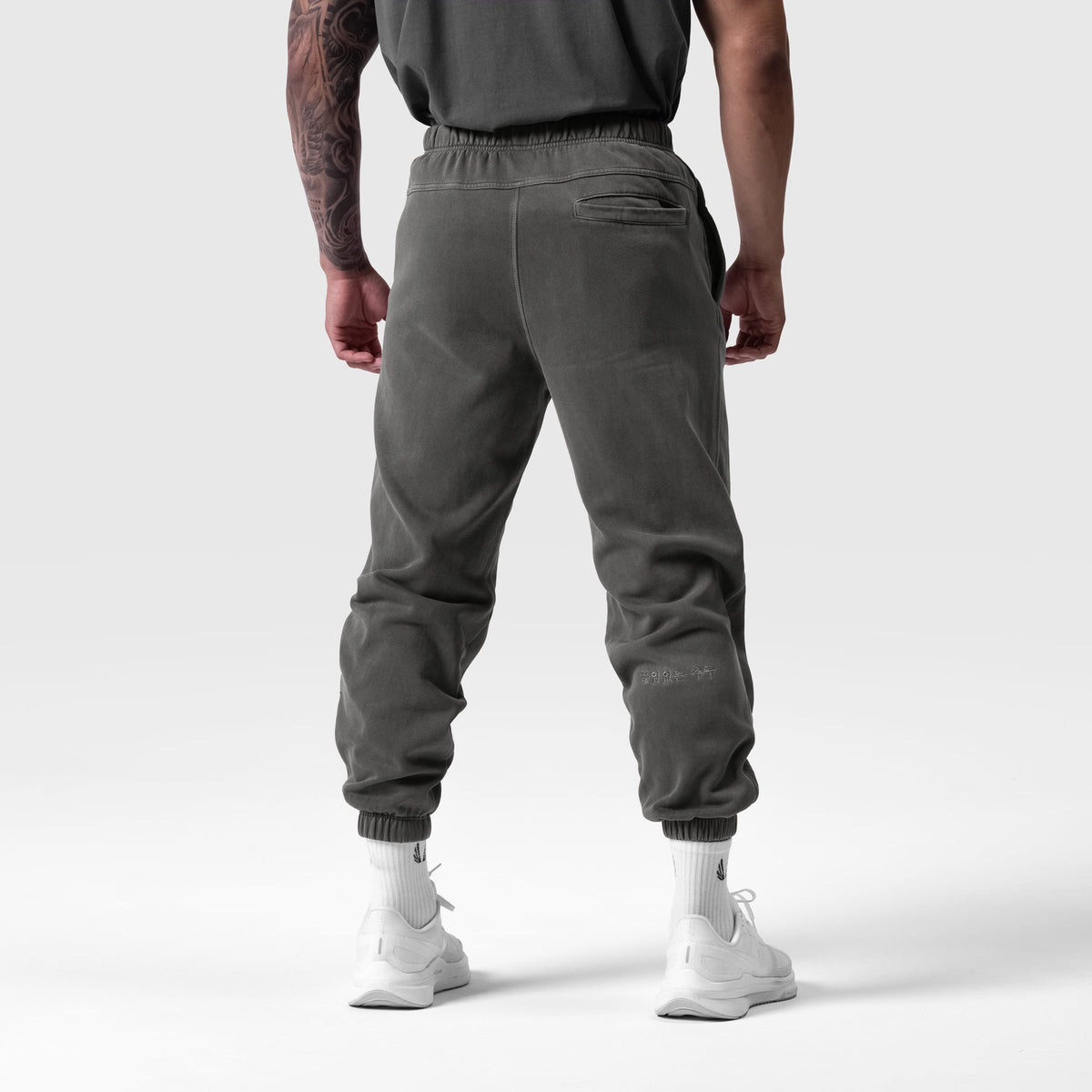 0922. Tech Essential™ Sweats - Faded Grey | ASRV