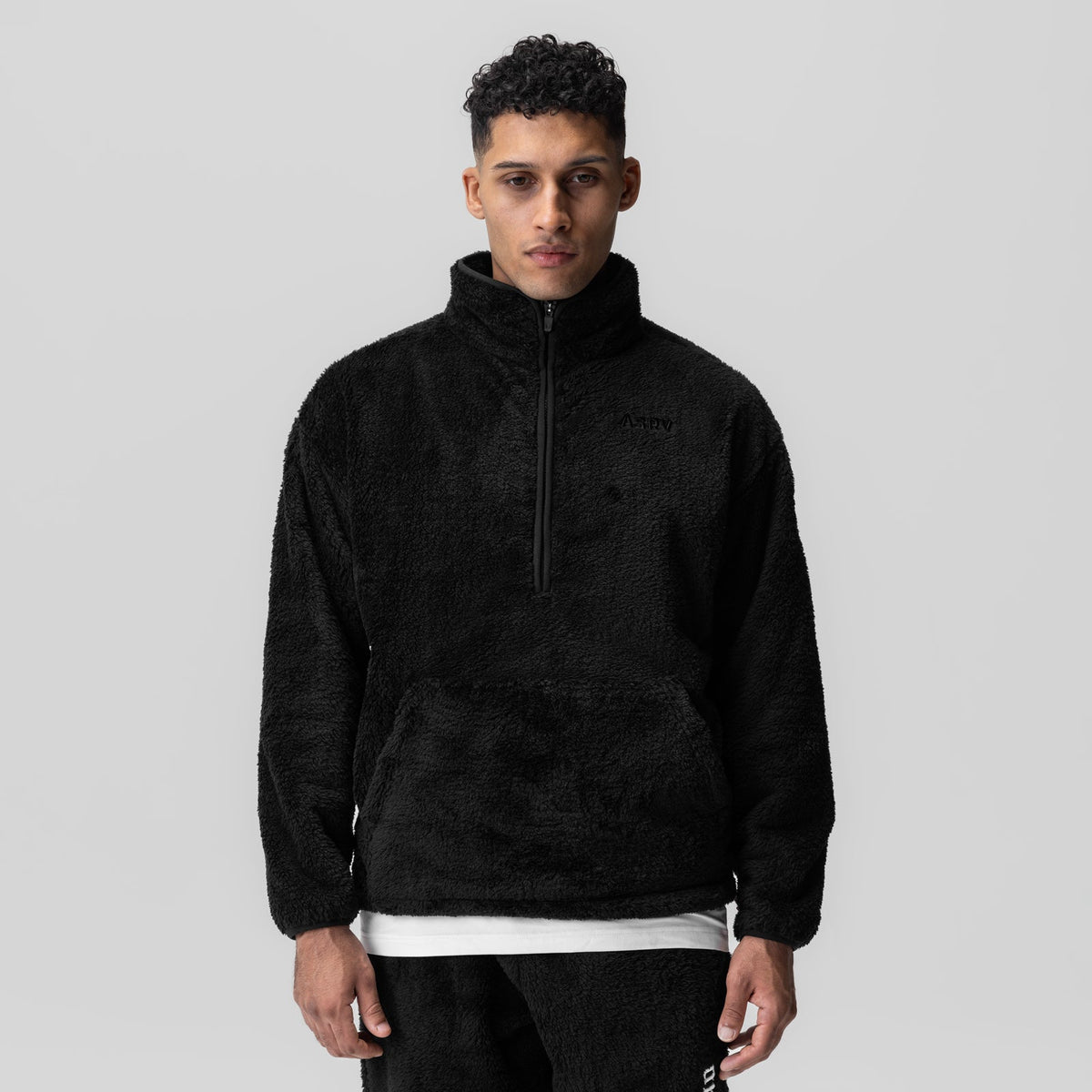 1006. Sherpa Recovery 1/2 Zip - Black/White | ASRV