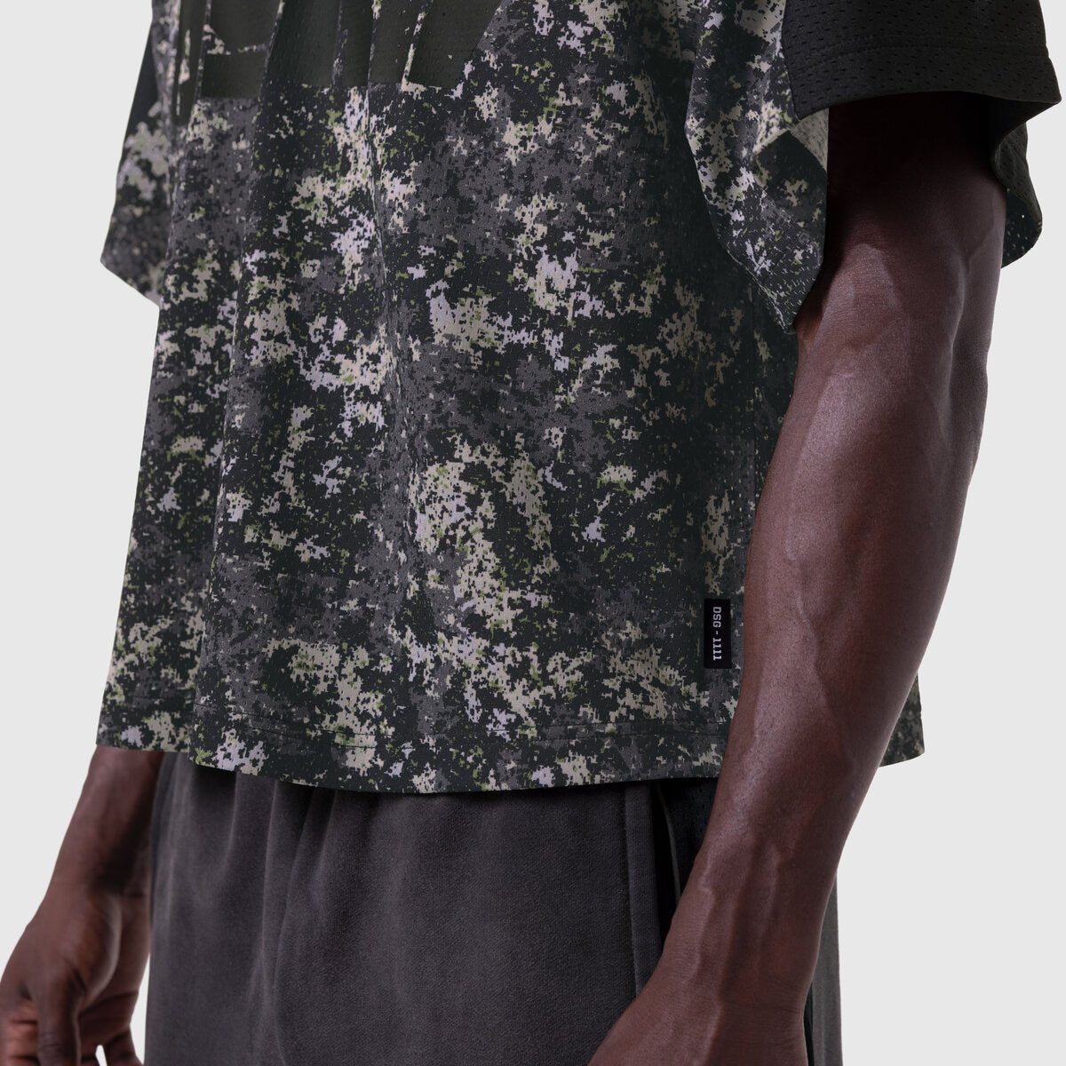1111. Ion-Mesh™ Crop Jersey - Pixel Camo | ASRV