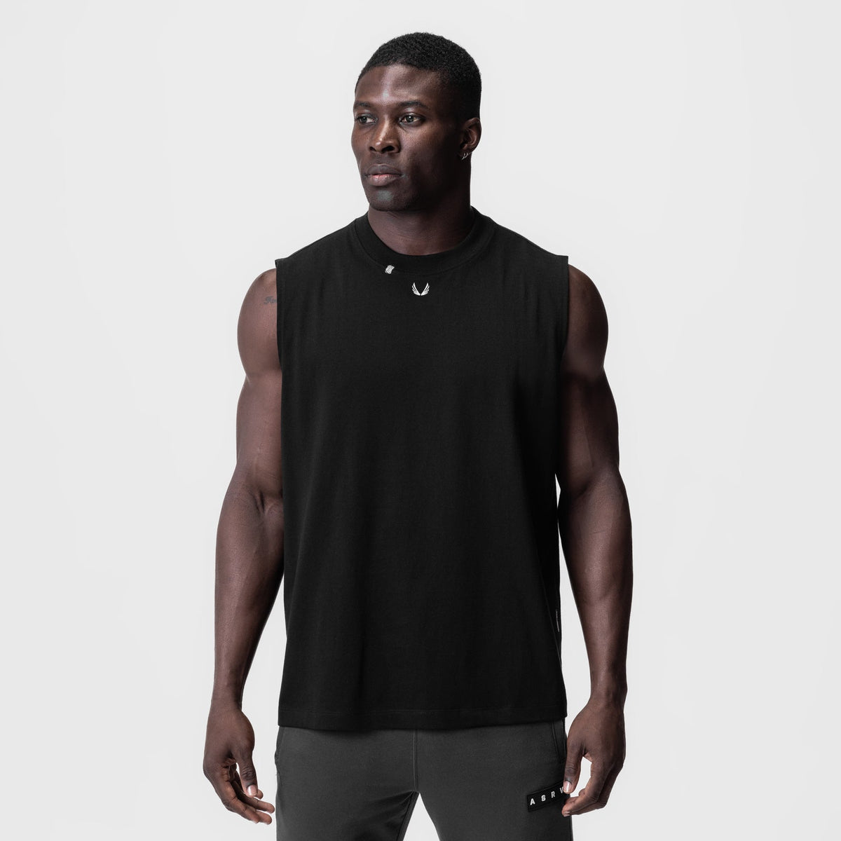 0807. Tech Essential™ Relaxed Cutoff - Black/White "OTWR" | ASRV