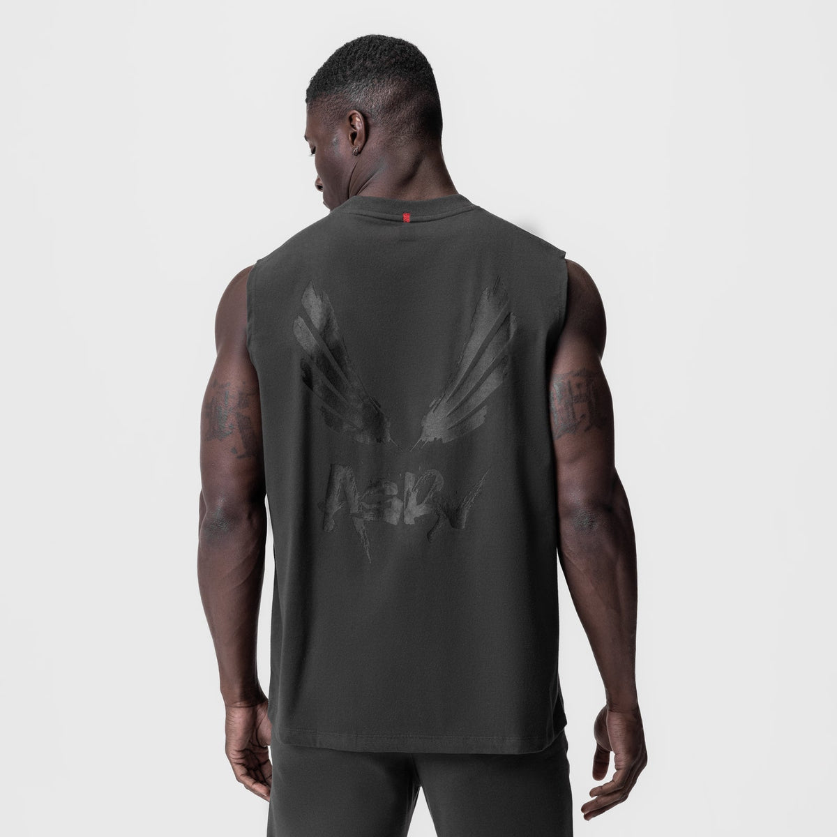 0807. Tech Essential™ Relaxed Cutoff - Space Grey/Black "Brush Wings/A | ASRV