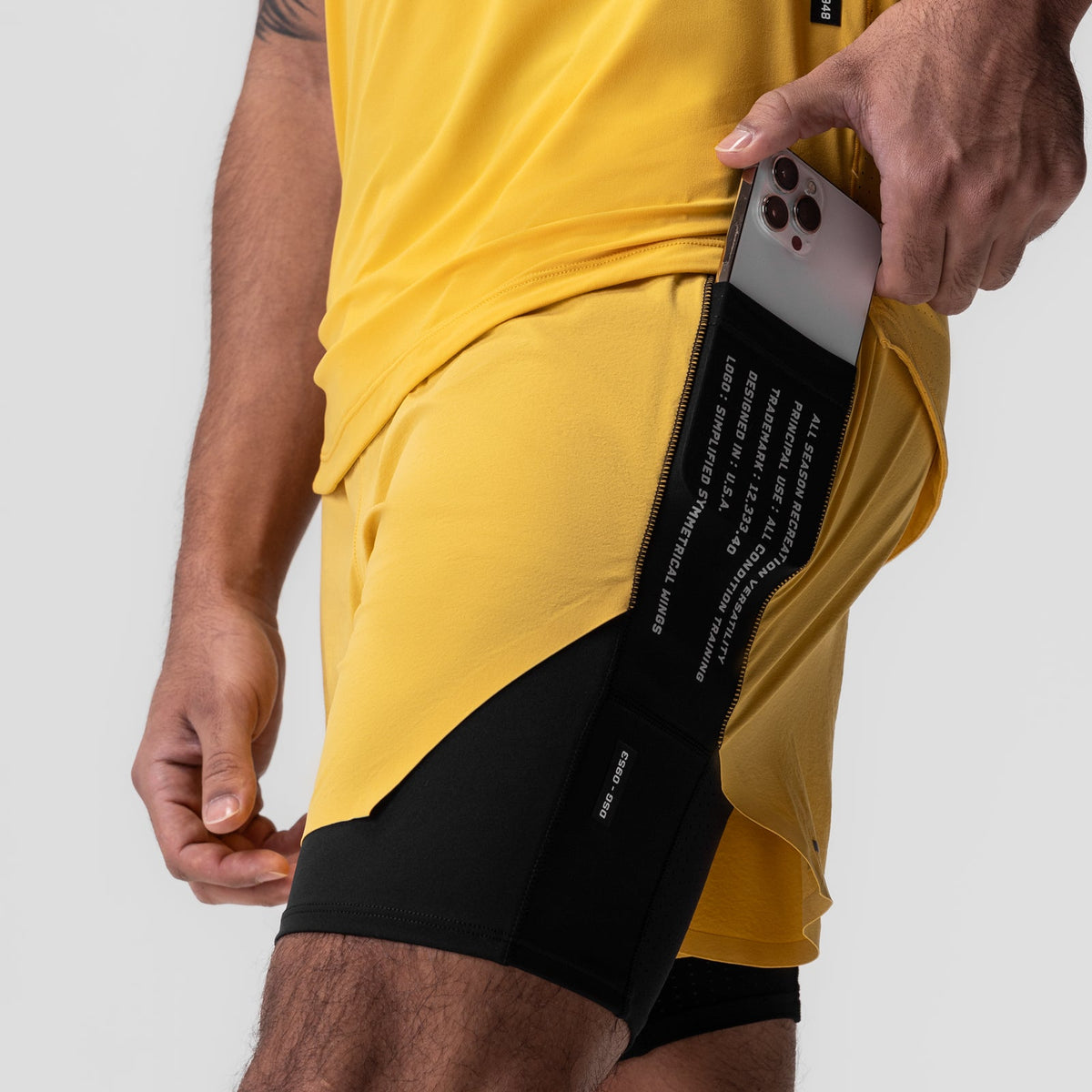 0953. Aerotex™ Hybrid Liner Short - Amber/Black | ASRV