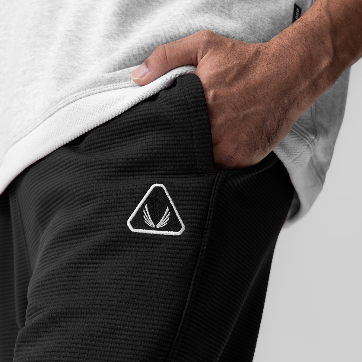 1034. Deltapeak® Straight Leg Sweats - Black | ASRV