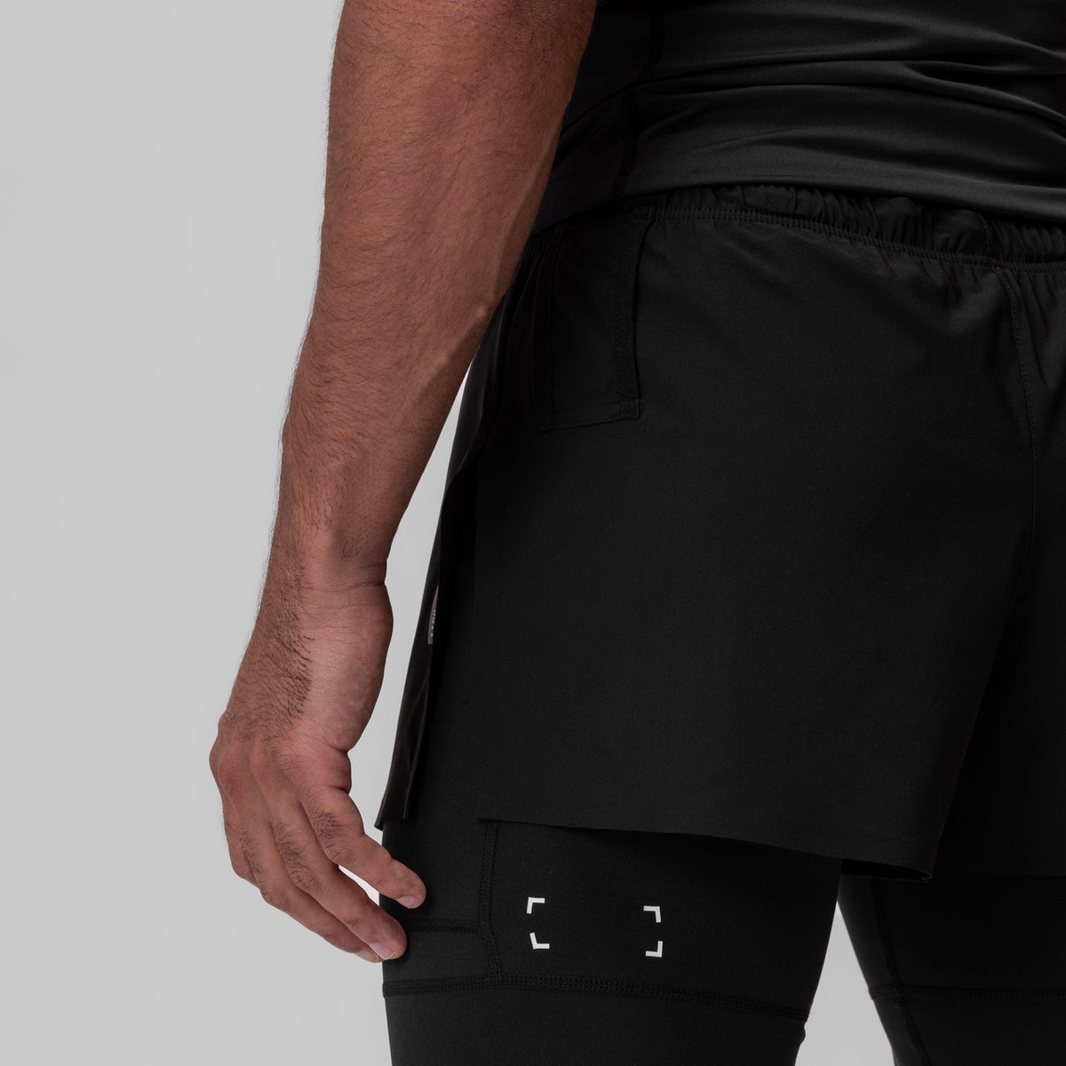 0911. Tetra-Lite® 2-in-1 High Split Legging Short - Black "Cyber"/Blac | ASRV
