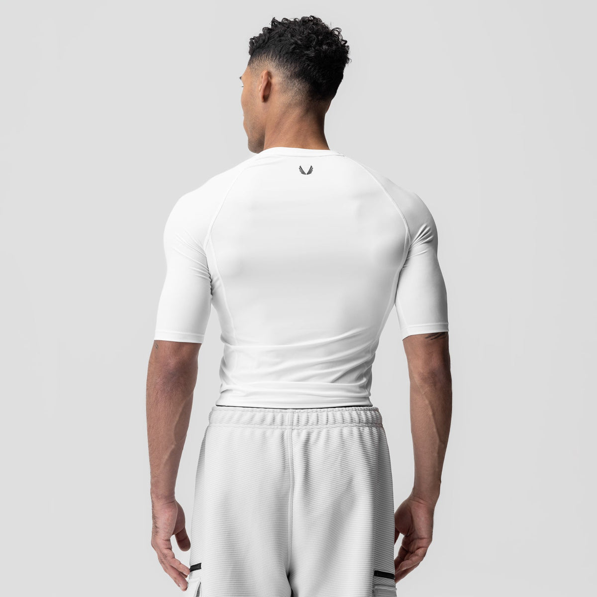 1027. WarpFlexx-Lite® Half-Sleeve Baselayer - White | ASRV