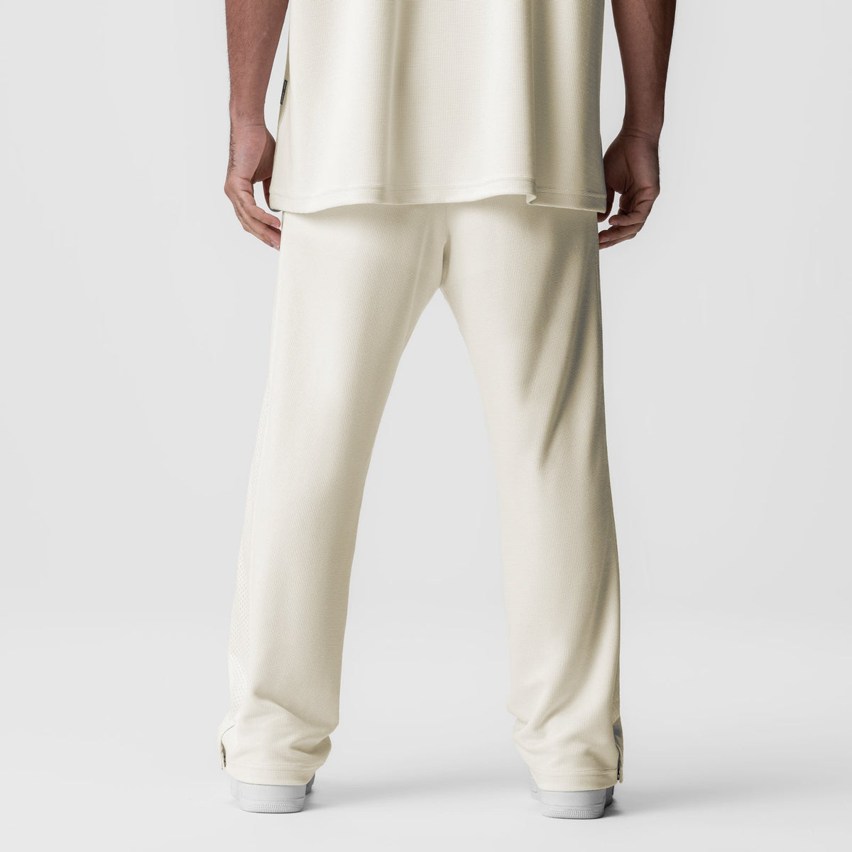 0957. Waffle Knit Relaxed Sweatpant - Cream | ASRV