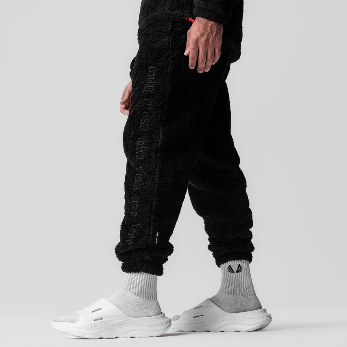 0692. Sherpa Recovery Sweats - Black/Black | ASRV