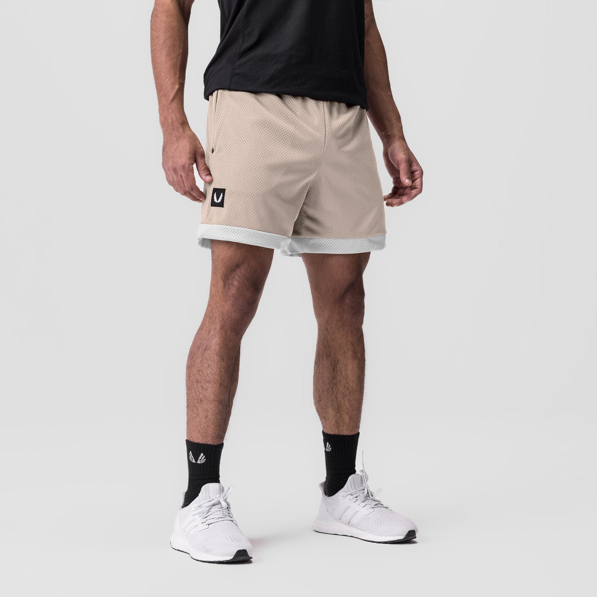 0795. SilverPlus™ Mesh Reversible Short - Beige/White | ASRV