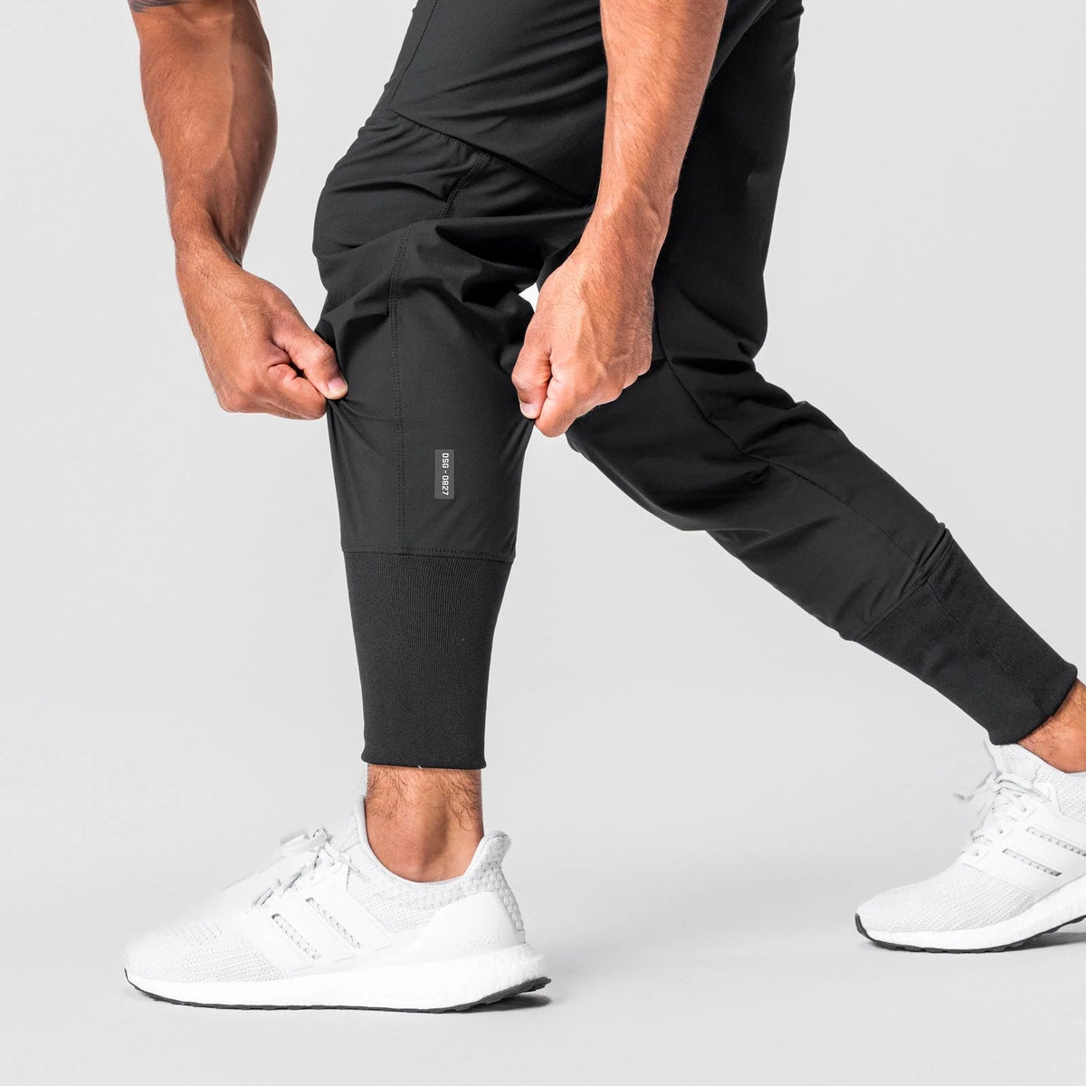 0827. Tetra-Lite® Inlay Pocket High Rib Jogger - Black | ASRV