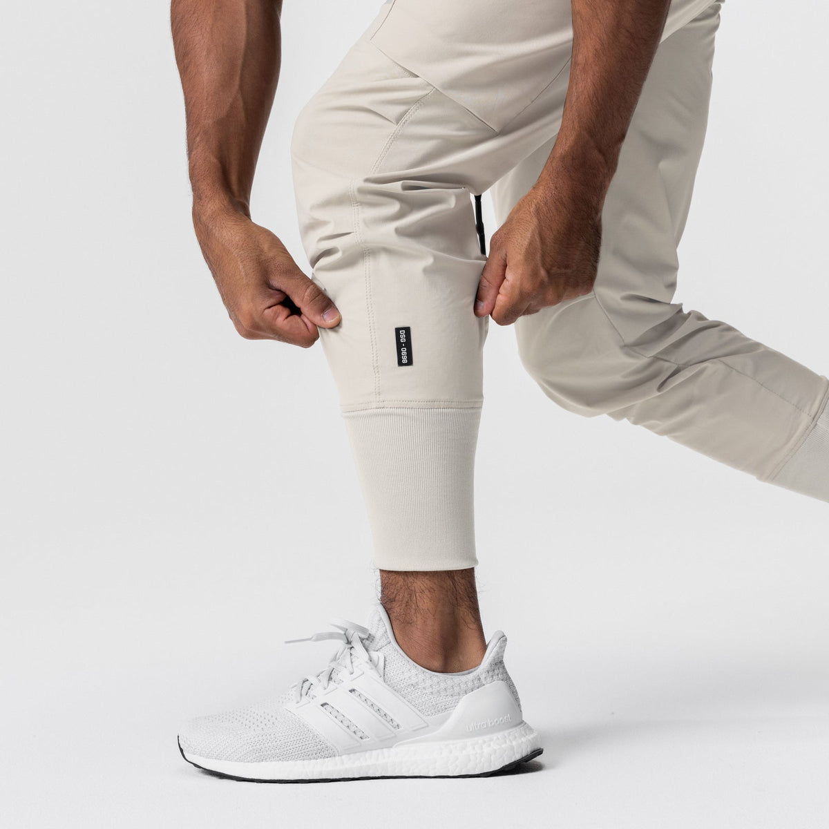 0698. Tetra-Lite® Inlay Pocket High Rib Jogger - Sand Smoke | ASRV